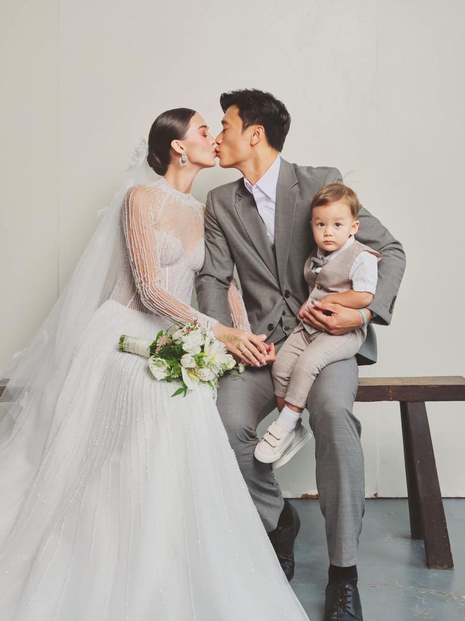 Bùi Tiến Dũng gây sốt với bộ ảnh kỷ niệm 2 năm ngày cưới 4