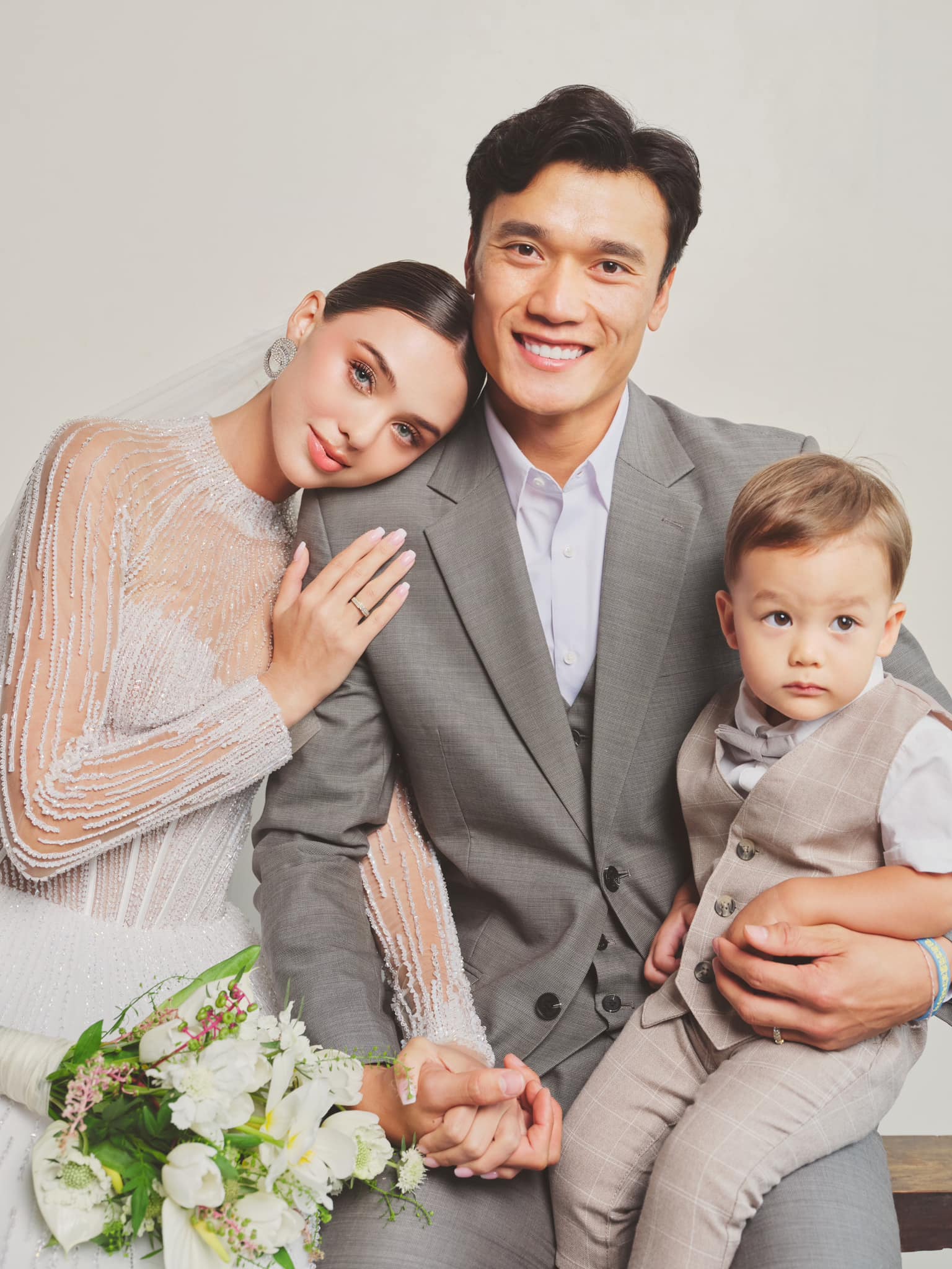 Bùi Tiến Dũng gây sốt với bộ ảnh kỷ niệm 2 năm ngày cưới 3