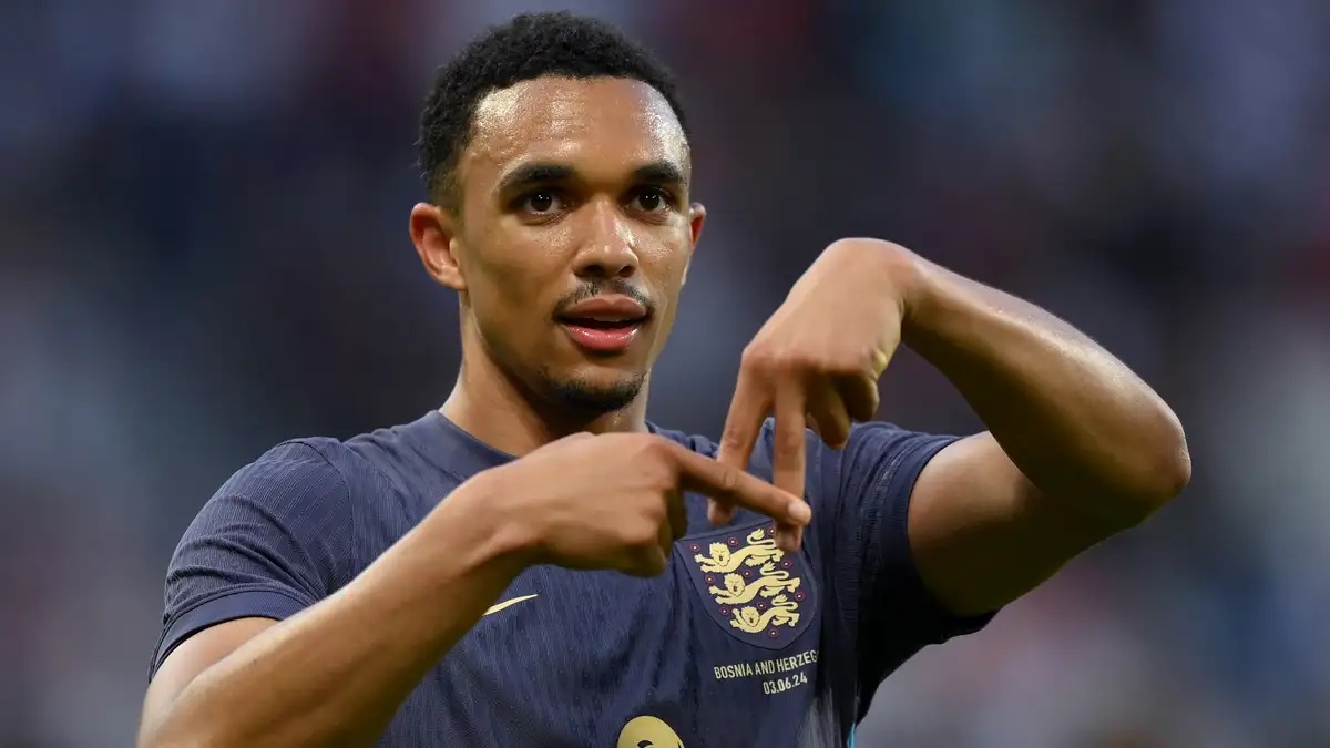 Alexander-Arnold Alexander-Arnold