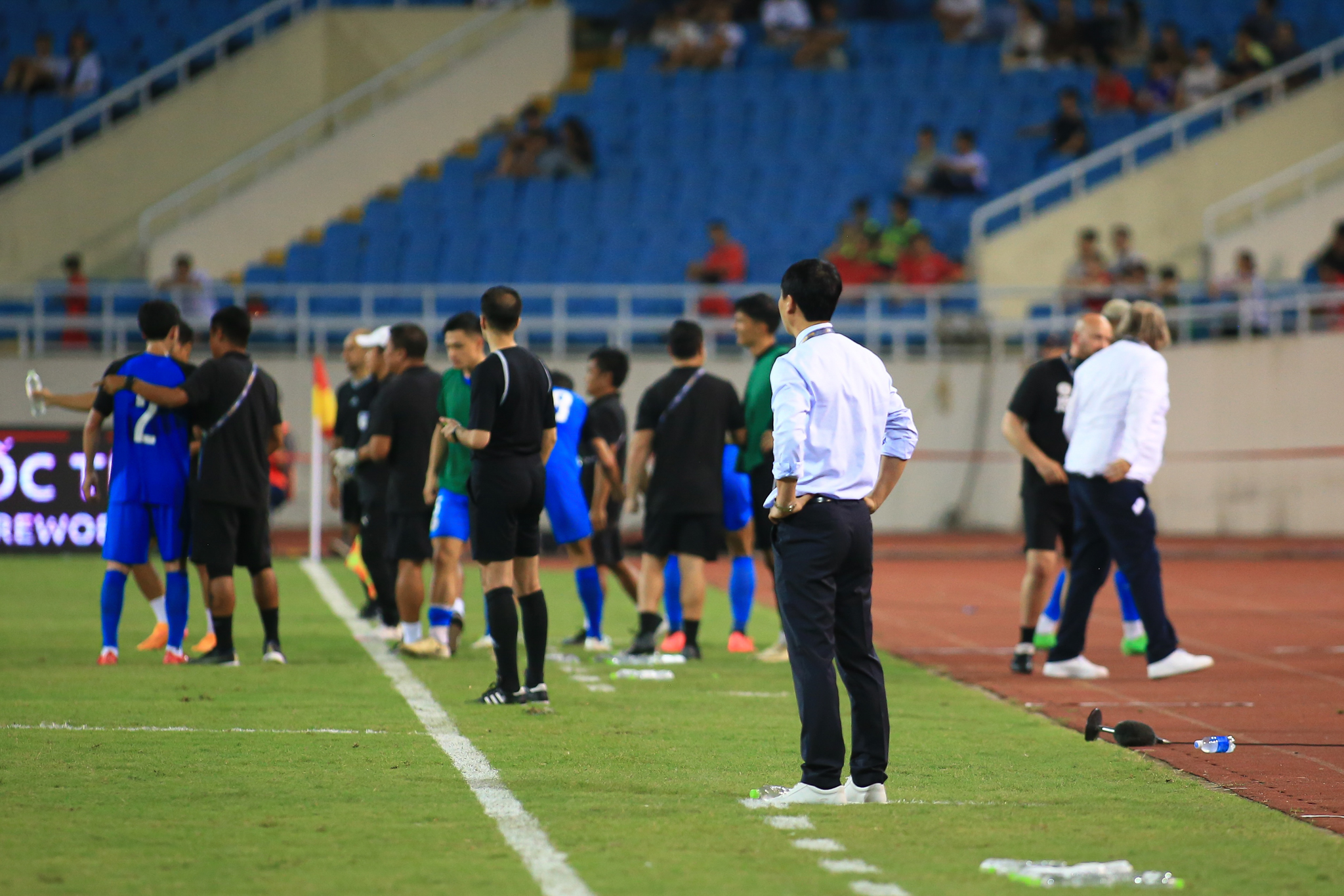 Vận may của HLV Kim Sang Sik 2 Vận may của HLV Kim Sang Sik 2