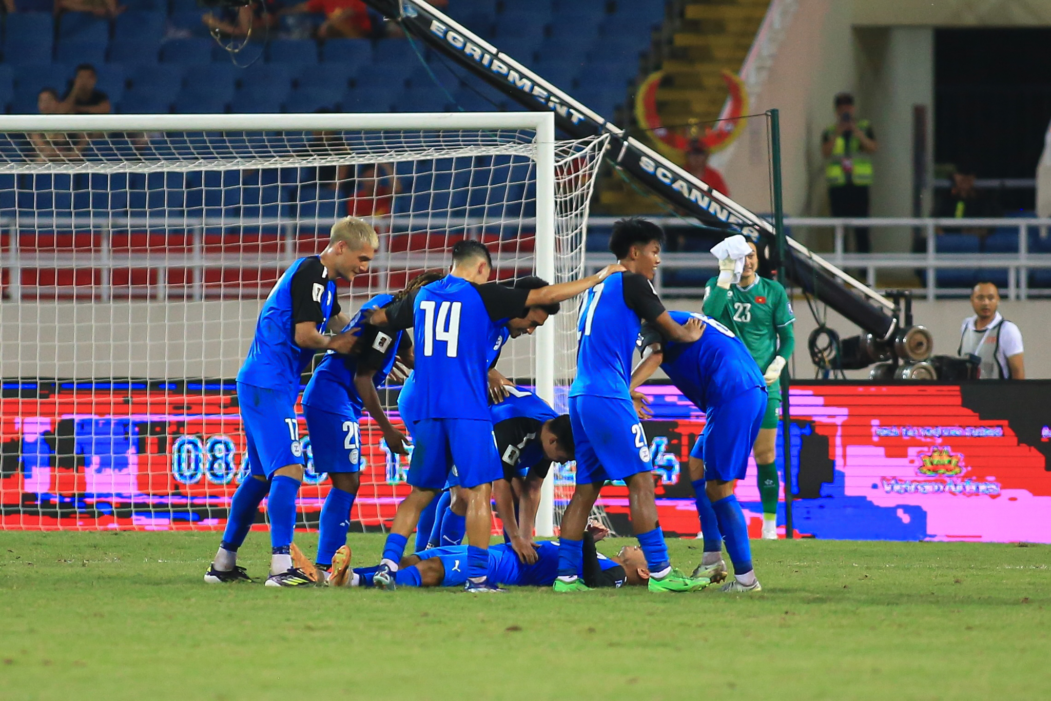 Vận may của HLV Kim Sang Sik 1 Vận may của HLV Kim Sang Sik 1