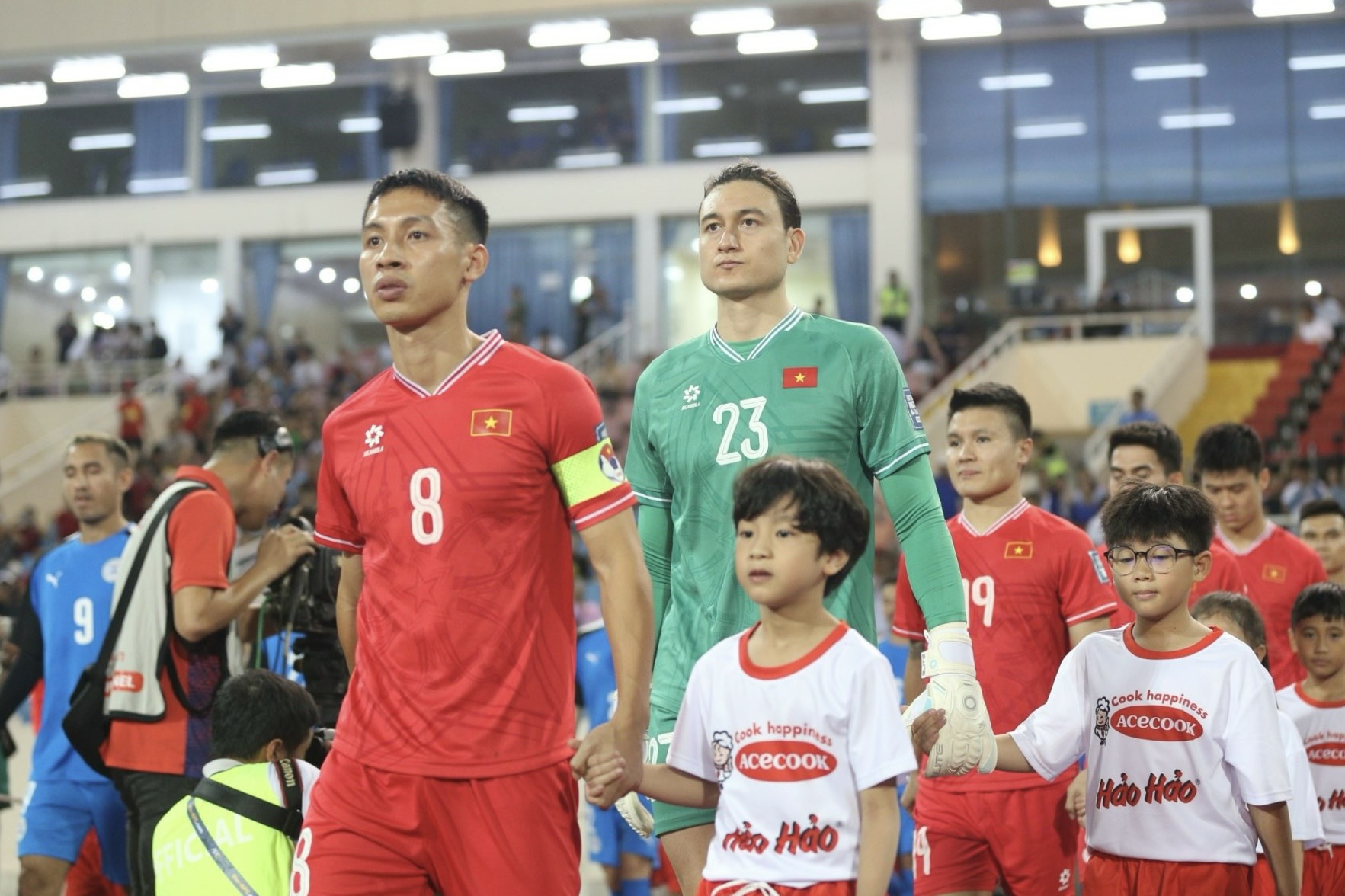 HLV Kim Sang Sik thắng trận ra mắt Cơn mưa giải hạn của ĐT Việt Nam 2