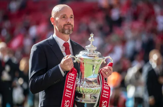 MU chưa quyết định tương lai HLV Erik ten Hag MU chua quyet dinh tuong lai HLV Erik ten Hag