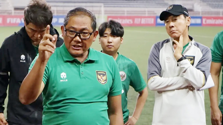 Truong doan cua dT Indonesia tiet lo ve khoan tien thuong ma thay tro HLV Shin Tae Yong duoc nhan neu thang Philippines 