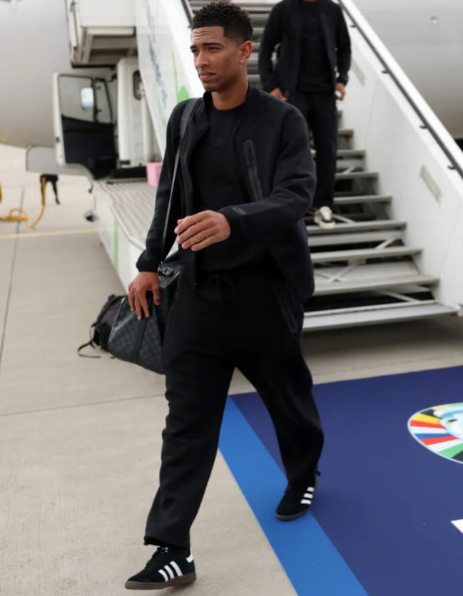 Dàn sao tuyển Anh chính thức có mặt ở Đức 3