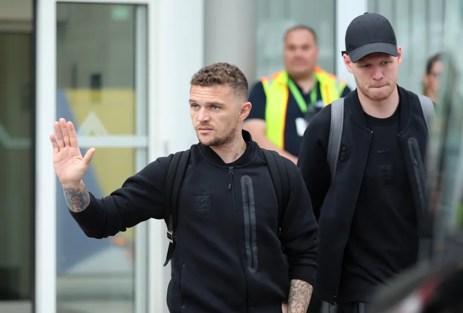 Dàn sao tuyển Anh chính thức có mặt ở Đức 10