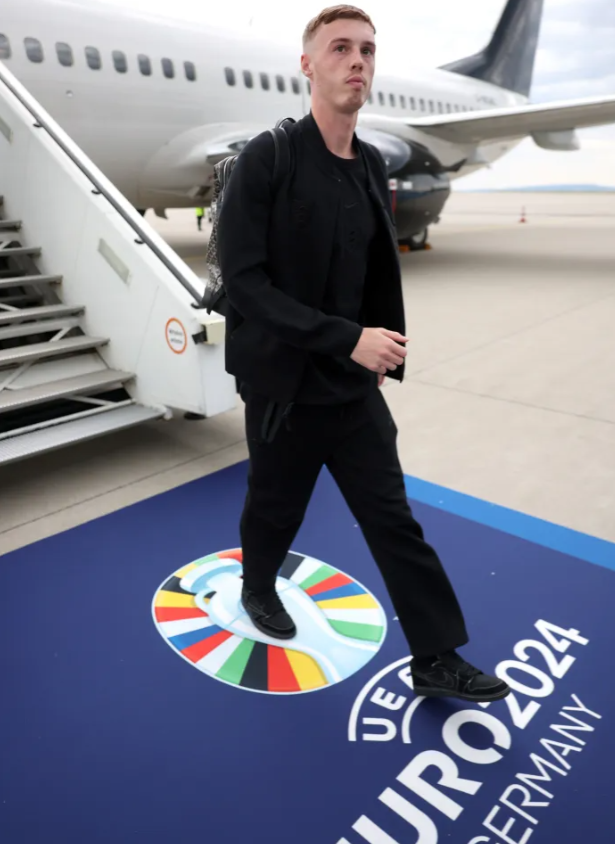 Dàn sao tuyển Anh chính thức có mặt ở Đức 5