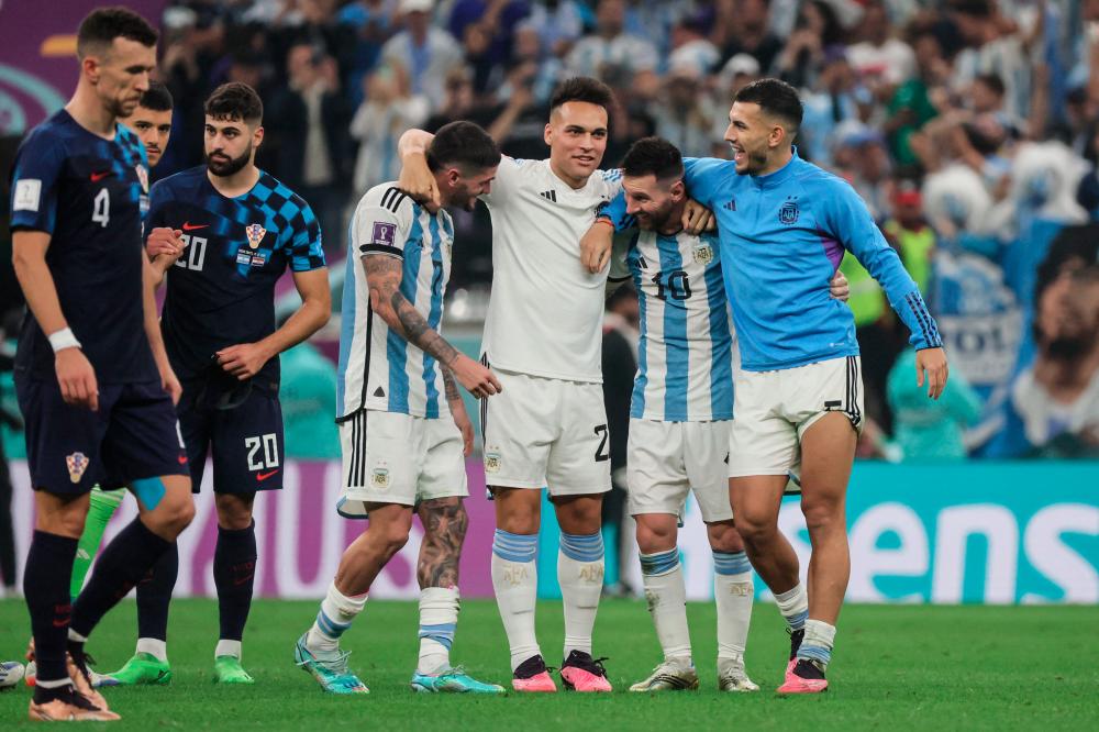 fbl-wc-2022-match61-a-14022382_2817085_20221214074532