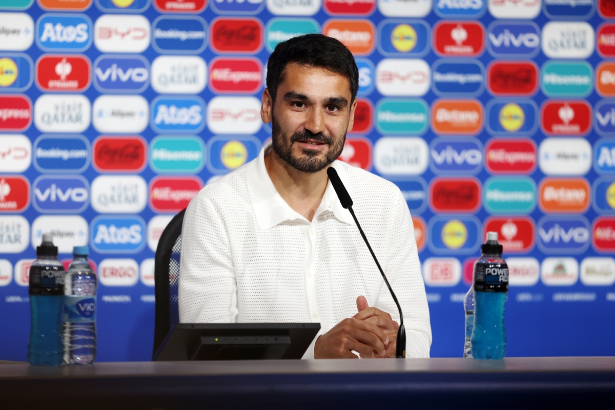 Ilkay Gundogan chia sẻ trong buổi họp báo trước trận Đức vs Scotland Ilkay Gundogan chia se trong buoi hop bao truoc tran duc vs Scotland