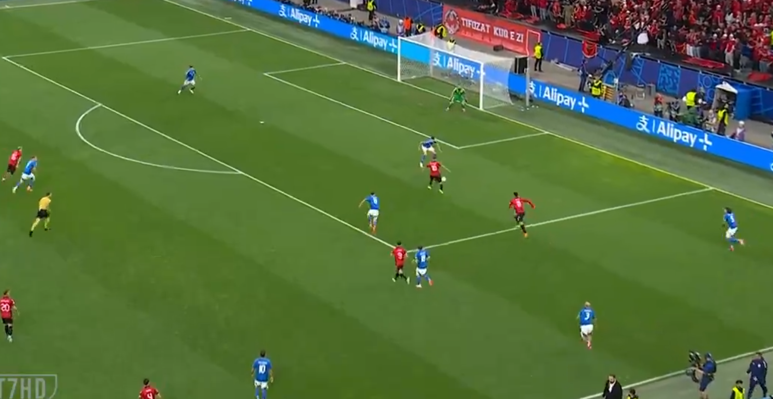 Nhìn lại sai lầm dẫn đến bàn thua đầu tiên của Italia ở Euro 2024 3