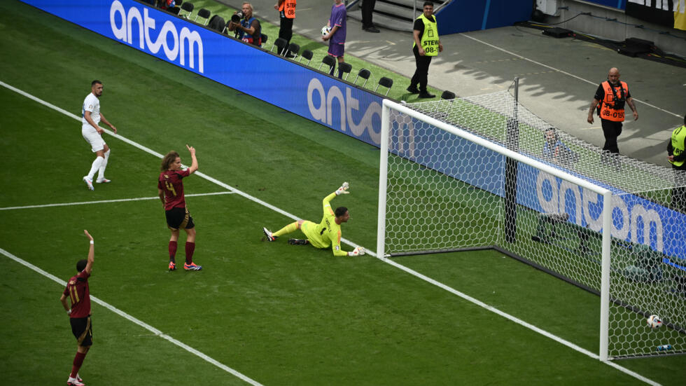 Đội tuyển Slovakia Phần thưởng cho sự kiên định 1 Đội tuyển Slovakia Phần thưởng cho sự kiên định 1