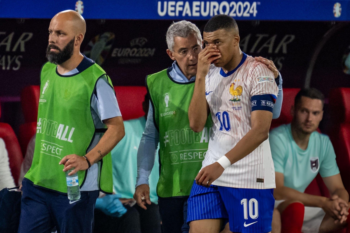 HLV Deschamps cập nhật chấn thương của Mbappe 1 HLV Deschamps cập nhật chấn thương của Mbappe 1