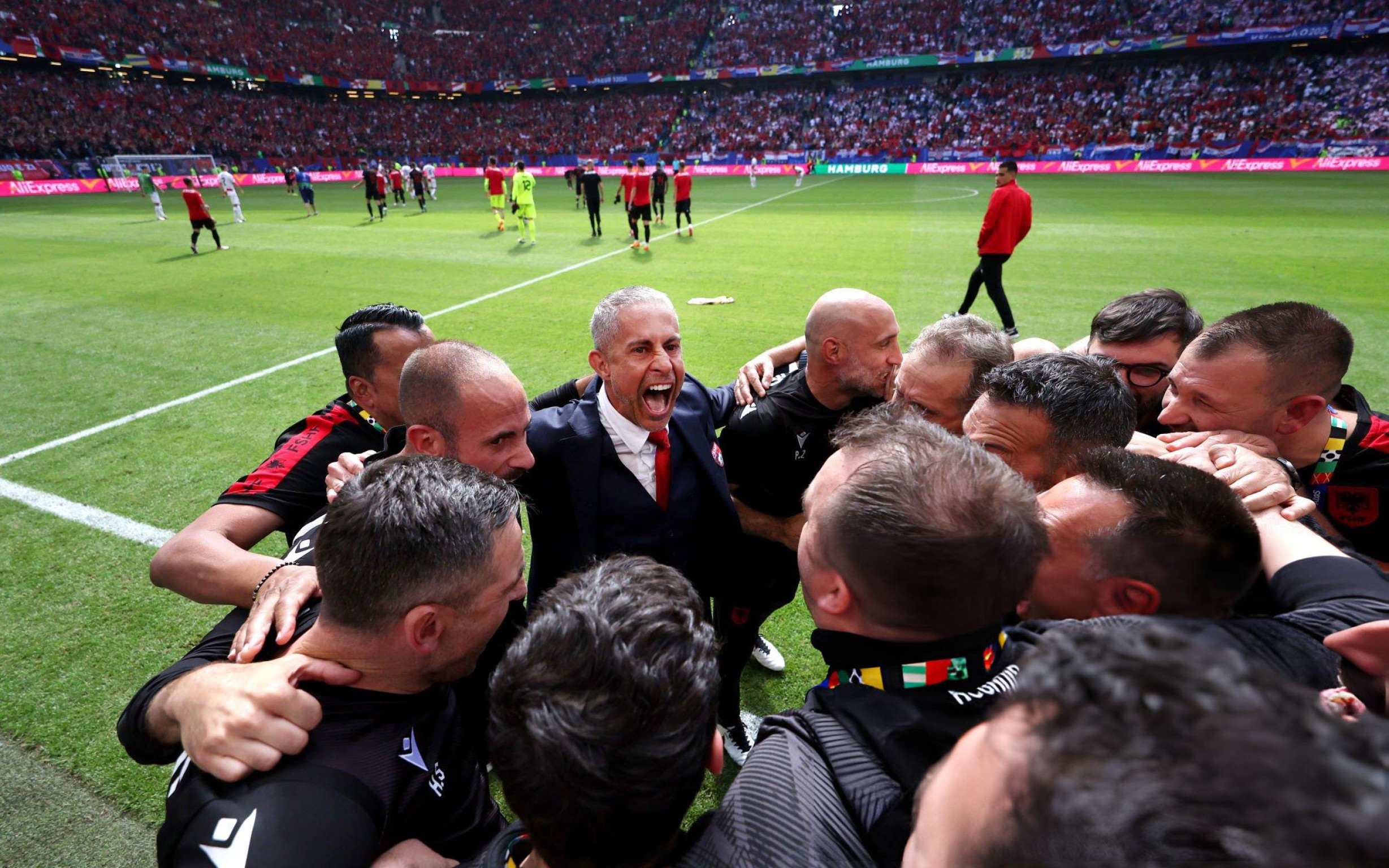 Chuyến tàu cảm xúc của Sylvinho 3