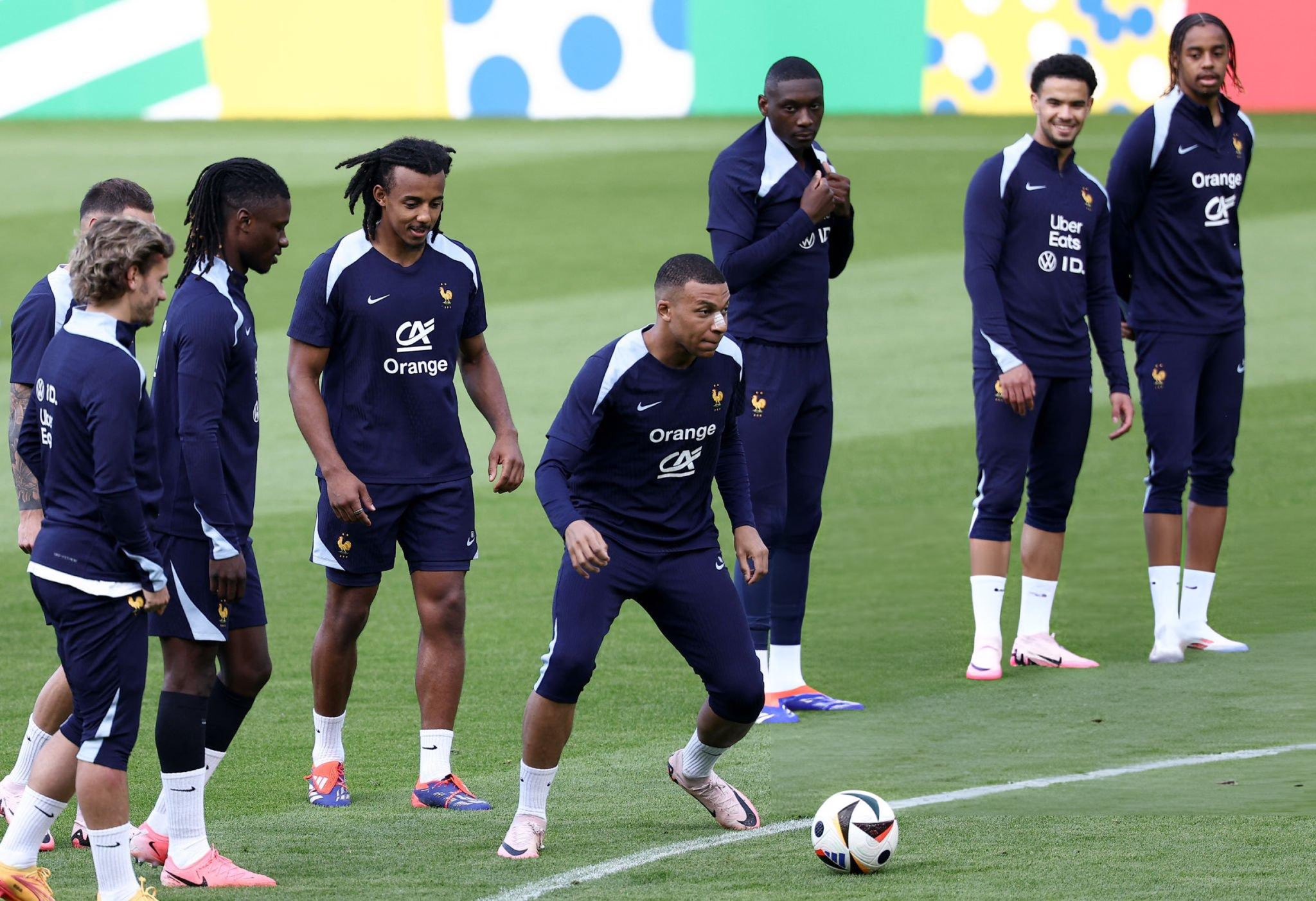 Mbappe muốn thi đấu trận gặp Hà Lan 1 Mbappe muốn thi đấu trận gặp Hà Lan 1