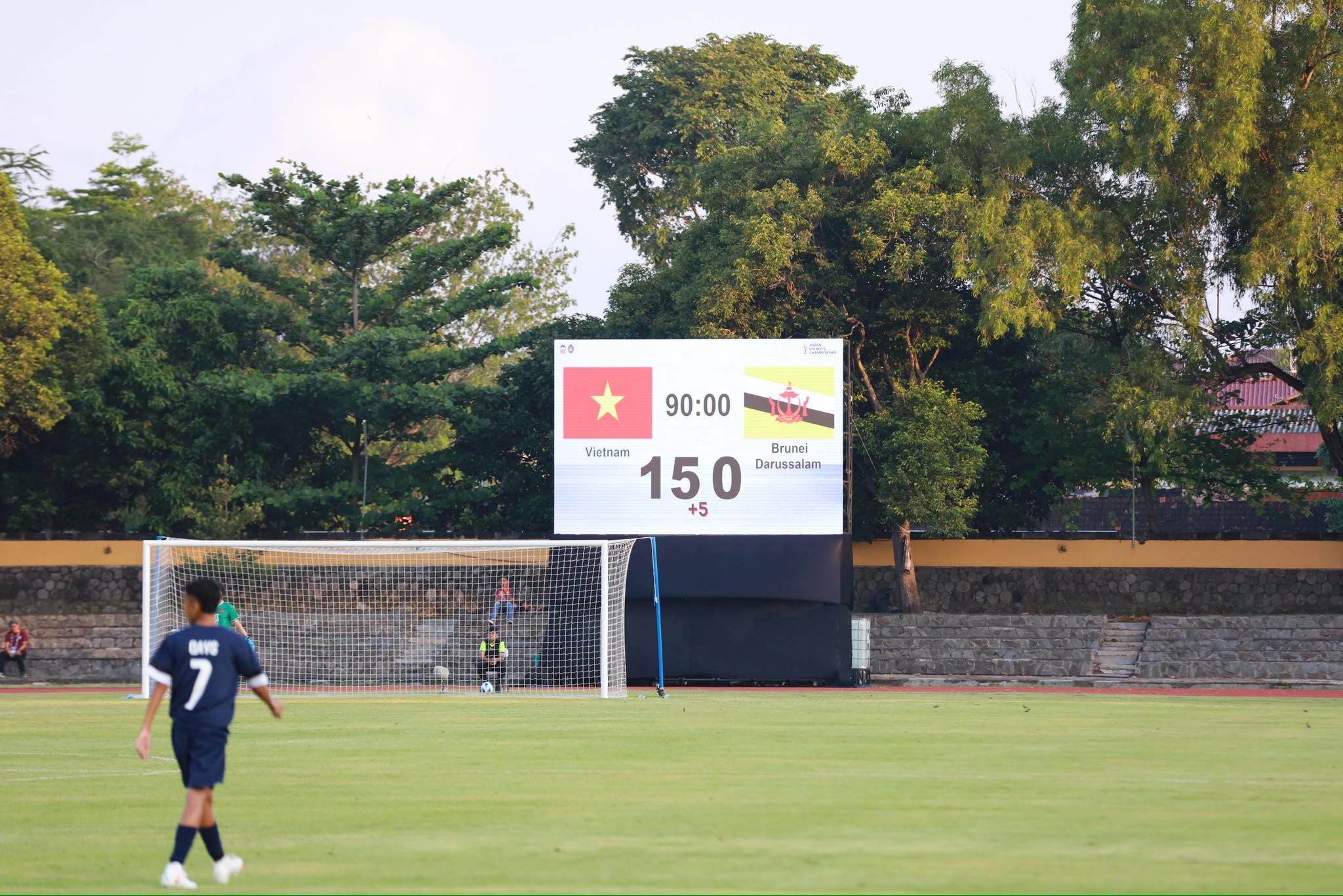 Đánh bại đối thủ 15 bàn không gỡ, HLV U16 Việt Nam tỏ ra hài lòng 1 Đánh bại đối thủ 15 bàn không gỡ, HLV U16 Việt Nam tỏ ra hài lòng 1