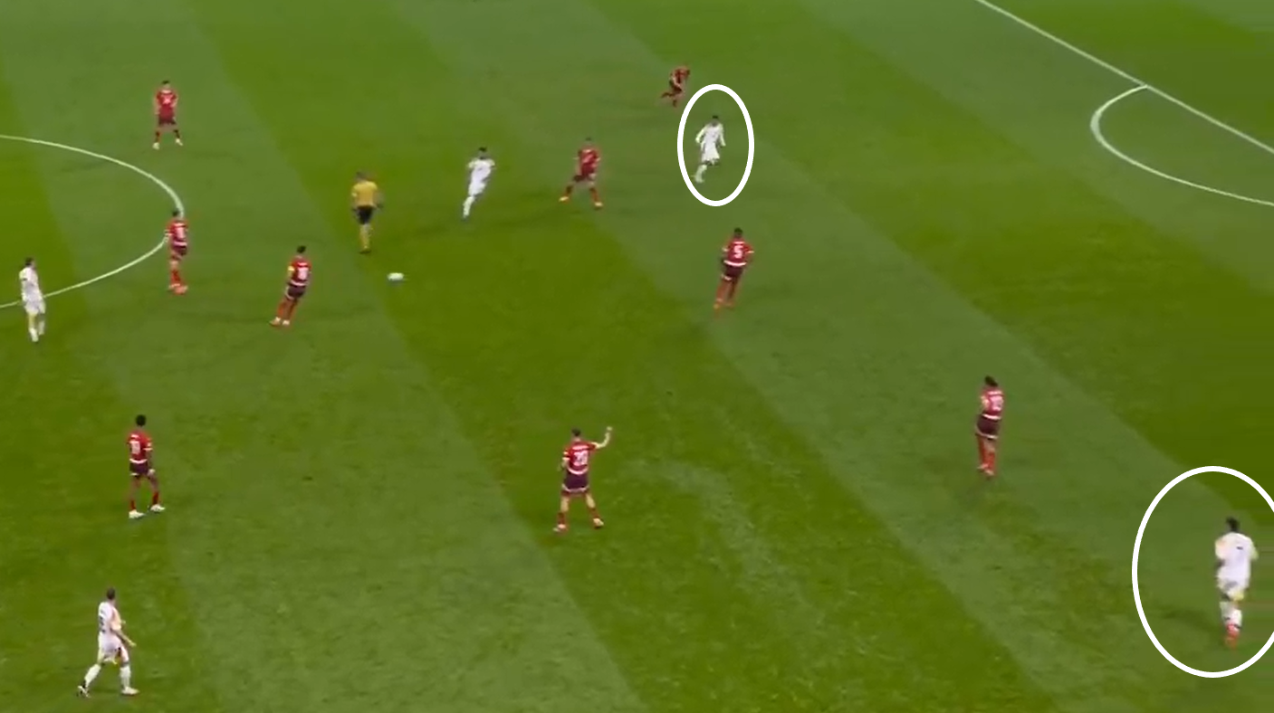 Đức 1-1 Thụy Sĩ Bức tường đỏ suýt nhấn chìm Cỗ xe tăng 2 Đức 1-1 Thụy Sĩ Bức tường đỏ suýt nhấn chìm Cỗ xe tăng 2