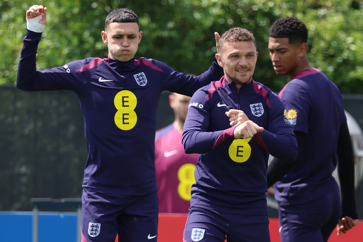 Phil Foden tiết lộ bài tập của ĐT Anh Phil Foden tiet lo bai tap cua dT Anh