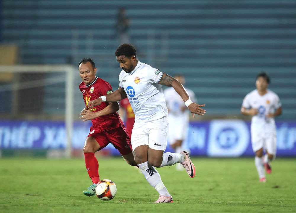 Rafaelson Nam dinh vs Ha Tinh