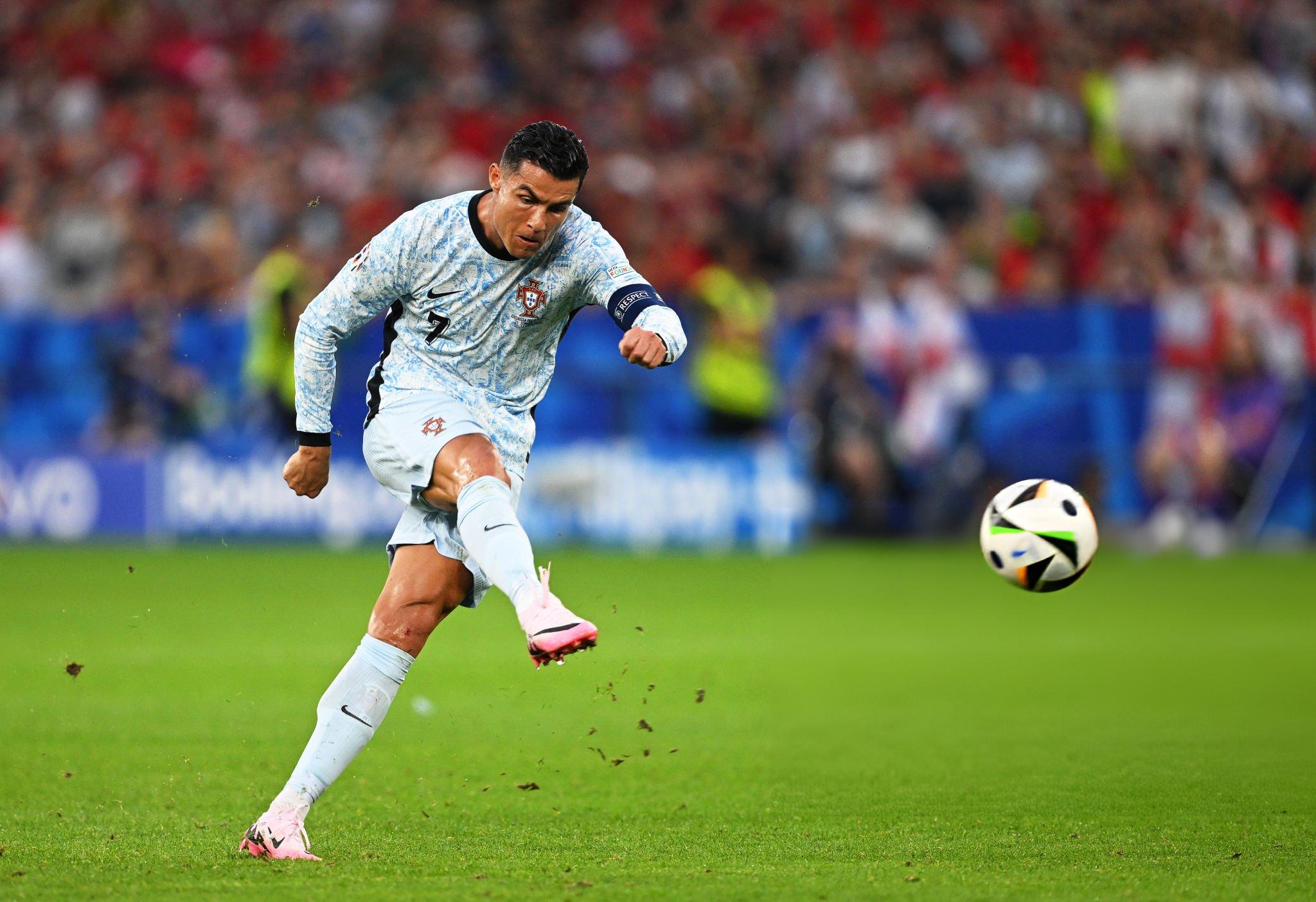 Trực tiếp Georgia 2-0 Bồ Đào Nha (H2) Cú sốc thật sự 3 Trực tiếp Georgia 2-0 Bồ Đào Nha (H2) Cú sốc thật sự 3