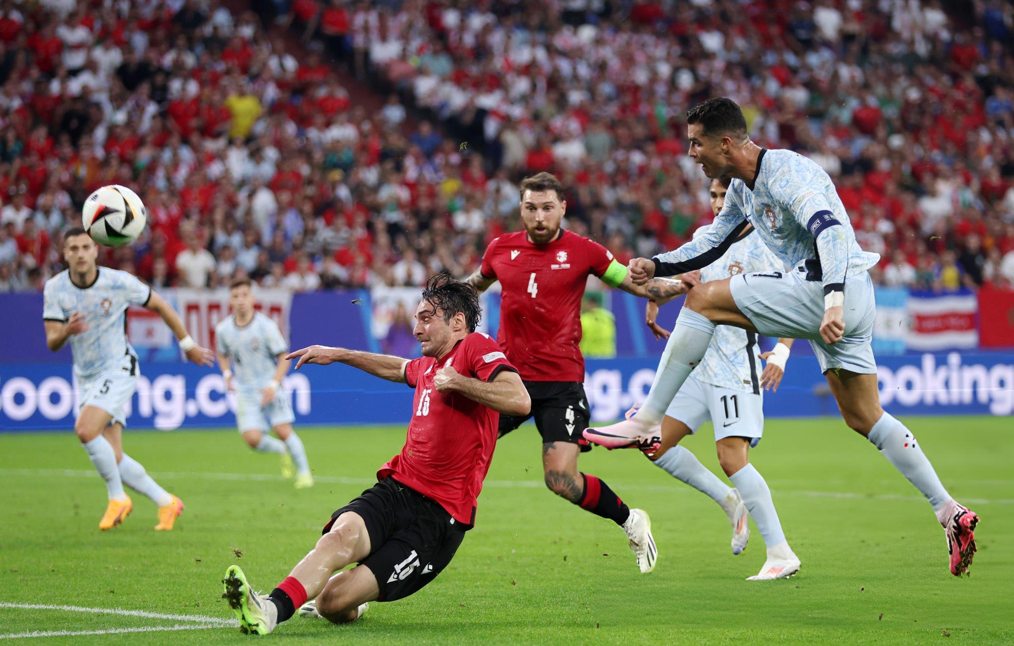 Trực tiếp Georgia 2-0 Bồ Đào Nha (H2) Cú sốc thật sự 5 Trực tiếp Georgia 2-0 Bồ Đào Nha (H2) Cú sốc thật sự 5