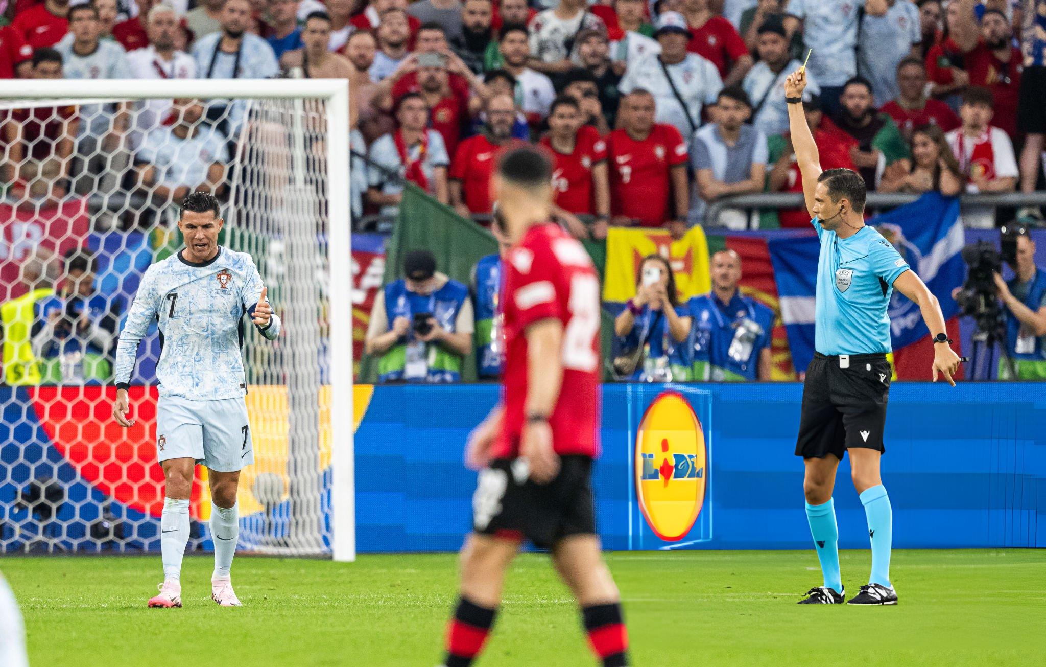 Trực tiếp Georgia 2-0 Bồ Đào Nha (H2) Cú sốc thật sự 6 Trực tiếp Georgia 2-0 Bồ Đào Nha (H2) Cú sốc thật sự 6