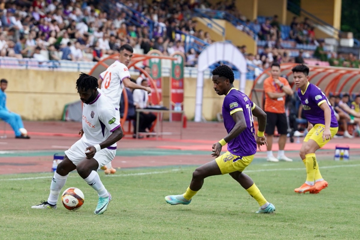 Bùi Vĩ Hào toả sáng rực rỡ trong ngày VLeague 202324 hạ màn 5