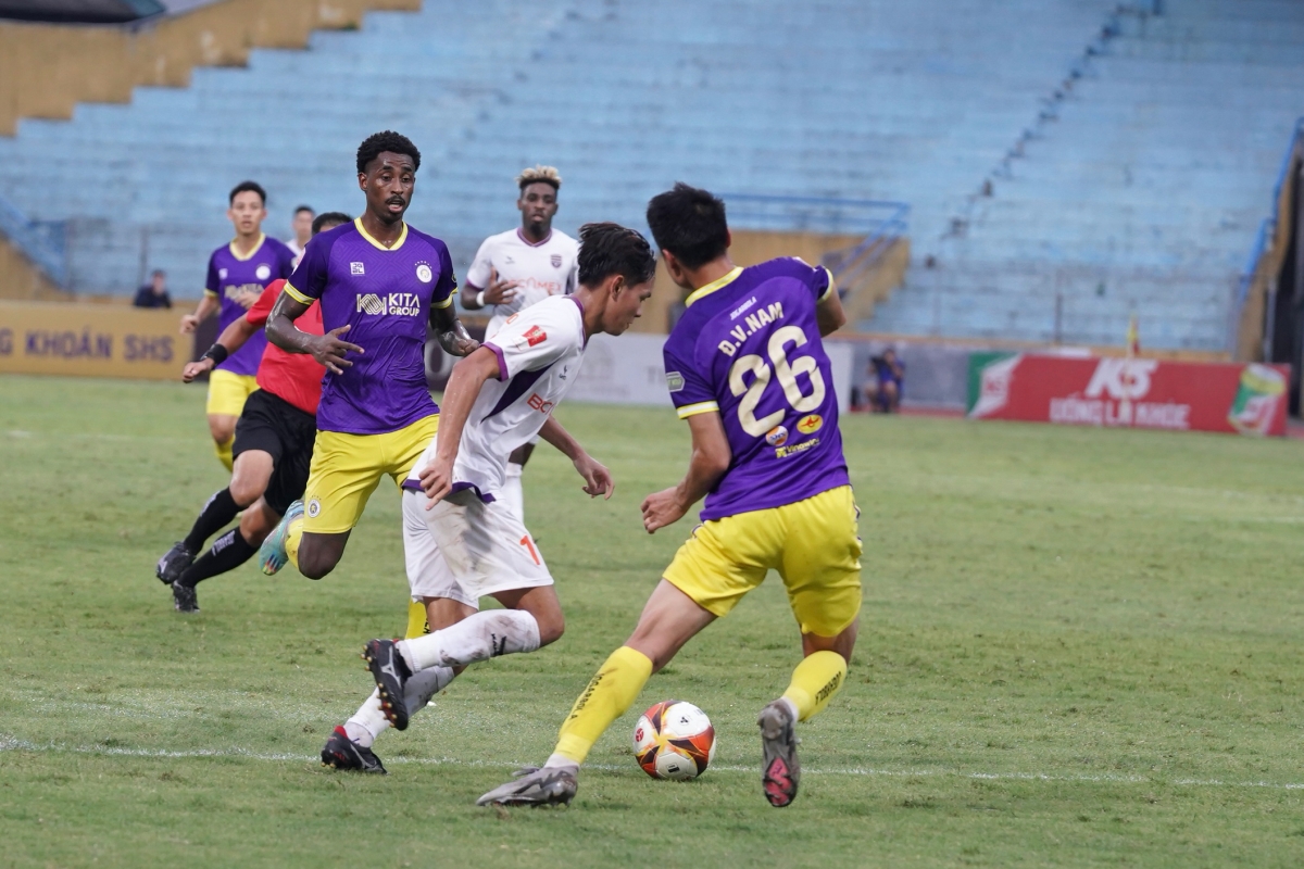 Bùi Vĩ Hào toả sáng rực rỡ trong ngày VLeague 202324 hạ màn 7