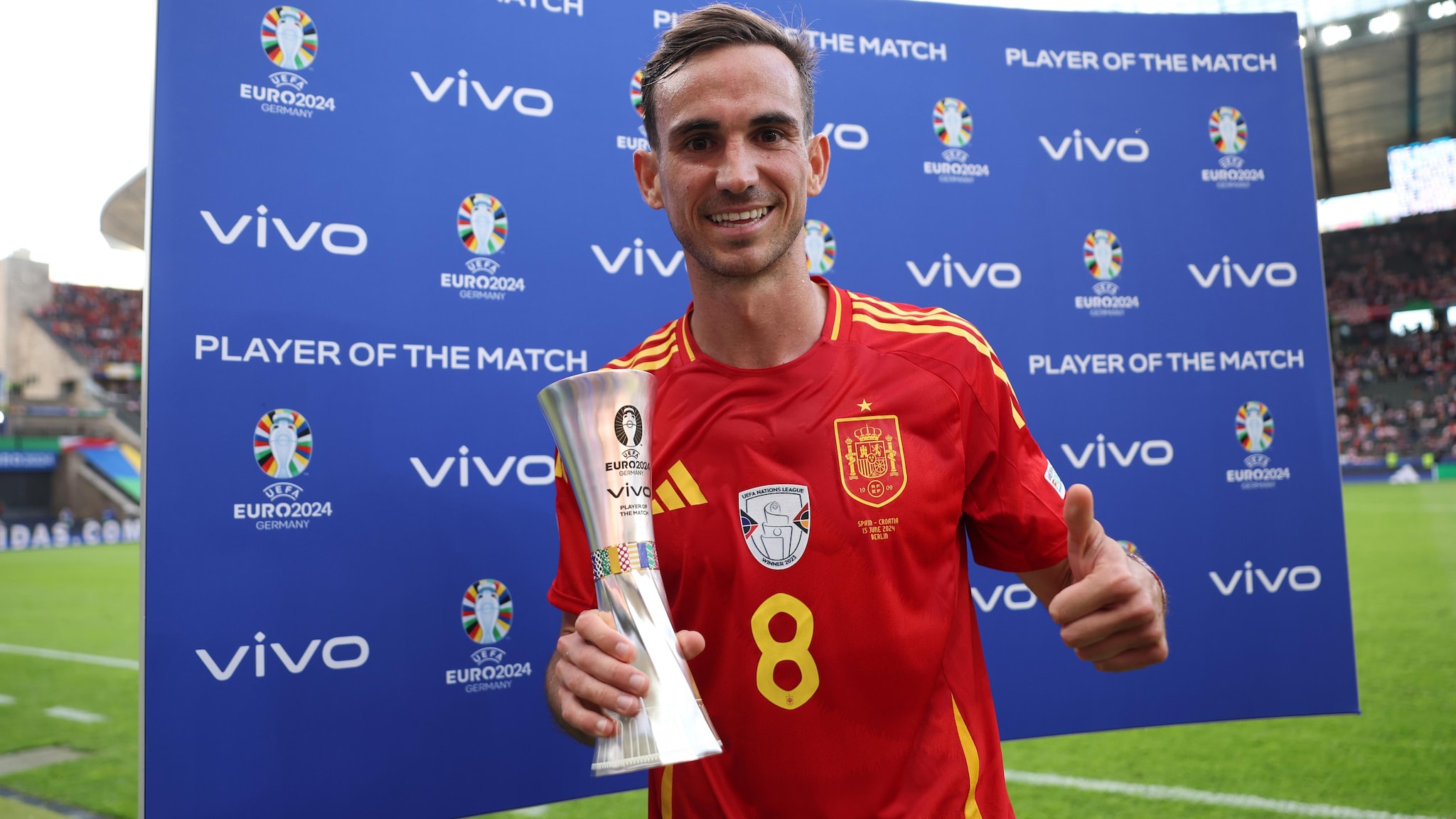 Fabian Ruiz và vũ điệu hồi sinh từ bóng tối 2