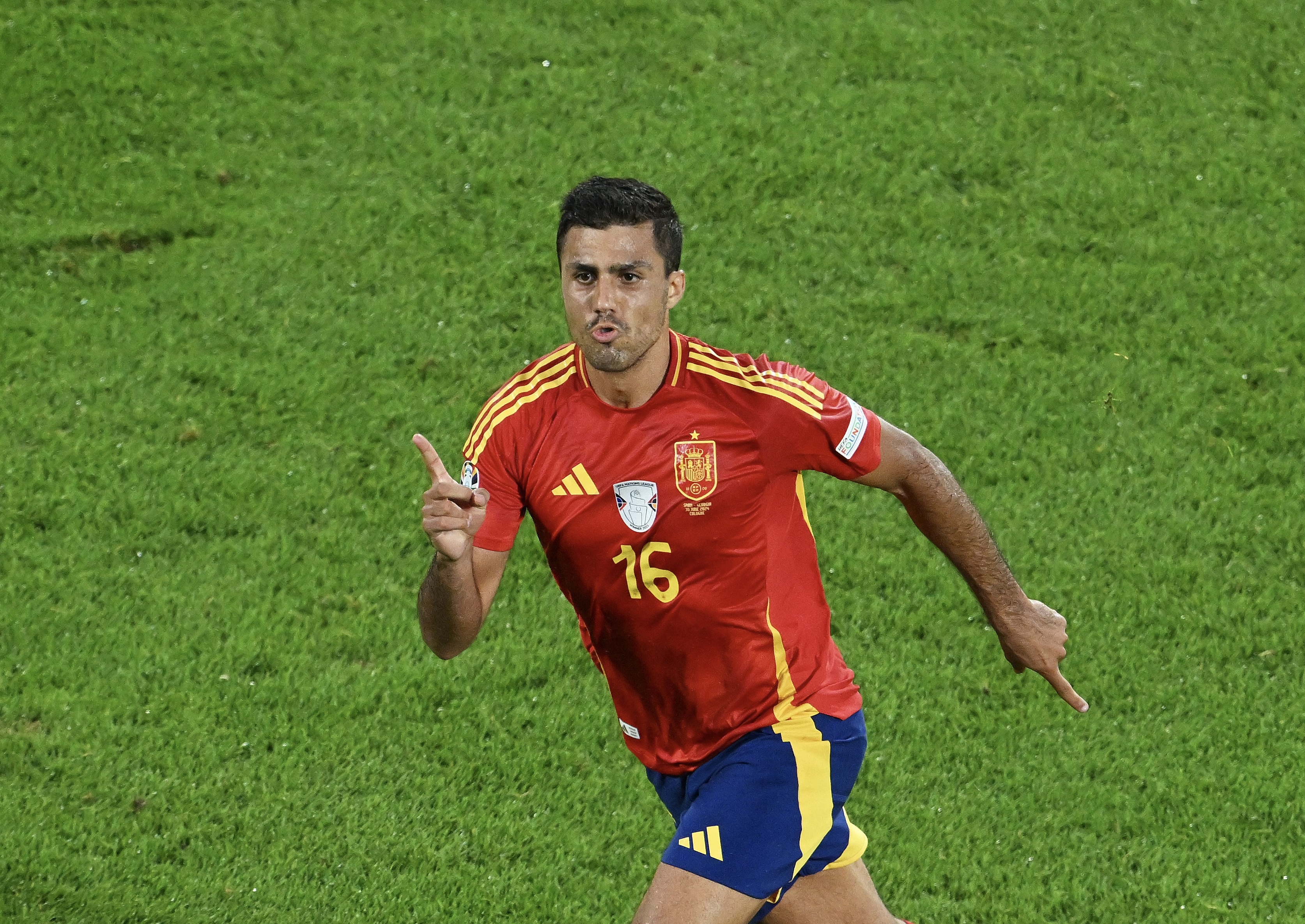 Rodri “HLV trao kịch bản, nhiệm vụ của cầu thủ là diễn sao cho đúng ý đồ” 1 Rodri “HLV trao kịch bản, nhiệm vụ của cầu thủ là diễn sao cho đúng ý đồ” 1