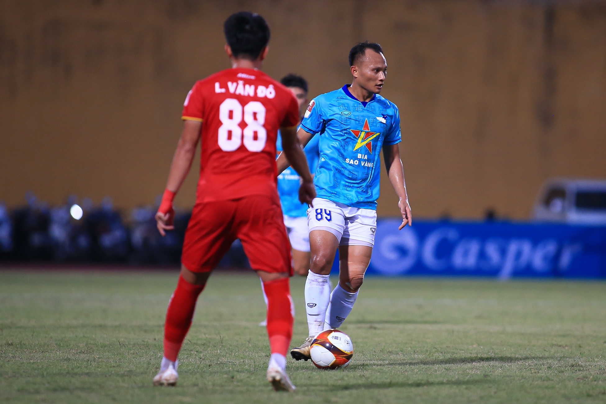 Trọng Hoàng chơi xuất thần, tạo ra bước ngoặt giúp Hà Tĩnh trụ lại VLeague 3 Trọng Hoàng chơi xuất thần, tạo ra bước ngoặt giúp Hà Tĩnh trụ lại VLeague 3