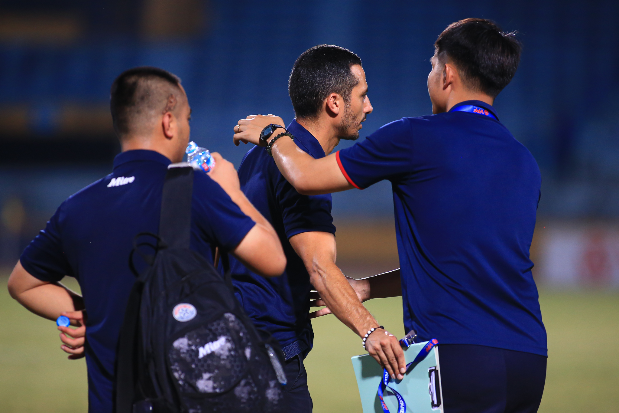 HLV Mauro Jeronimo cua CLB PVF-CAND