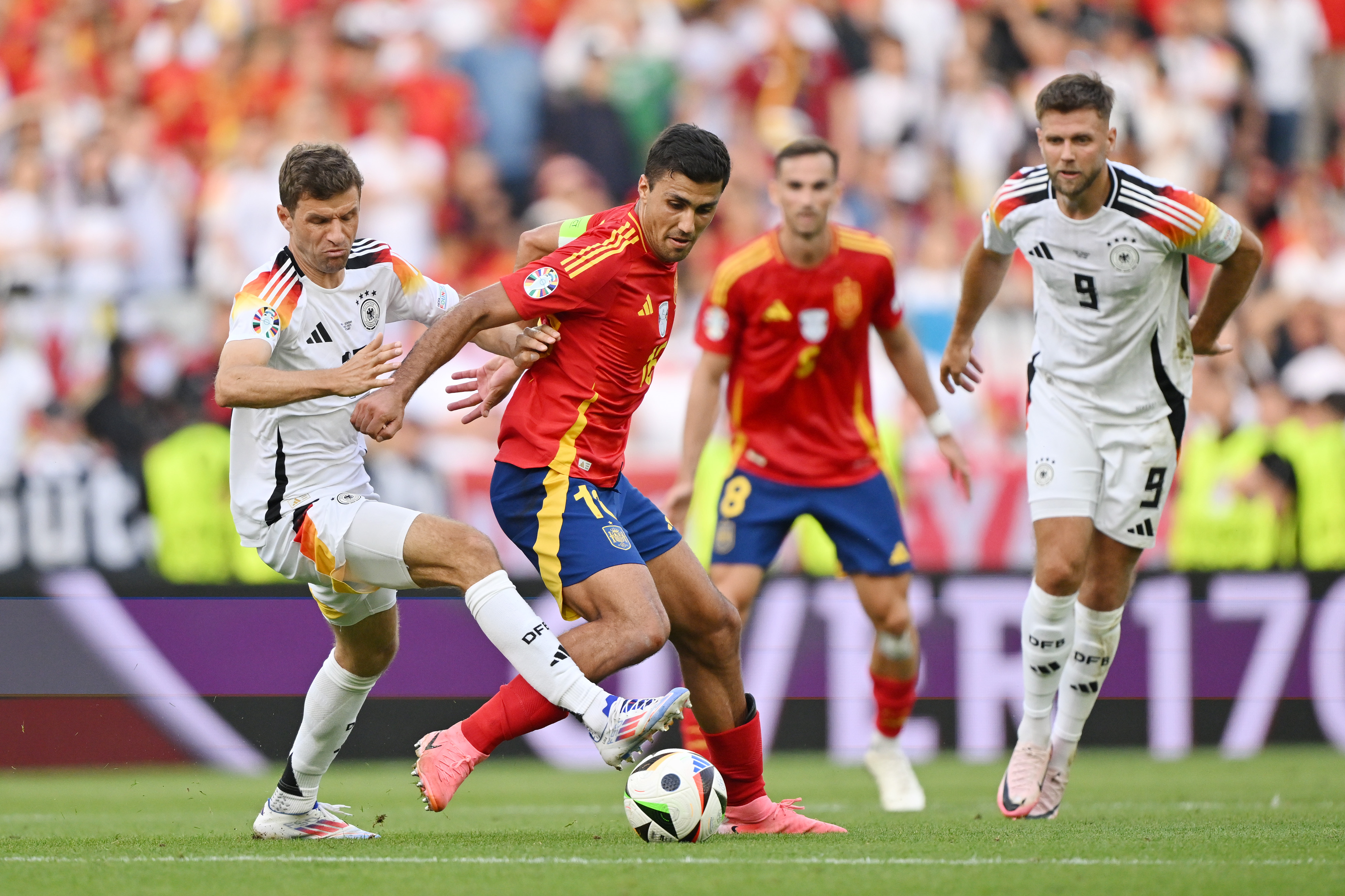 Khi ĐT Đức thất bại trong bài test hạng nặng đầu tiên tại Euro 2024 2 Khi ĐT Đức thất bại trong bài test hạng nặng đầu tiên tại Euro 2024 2