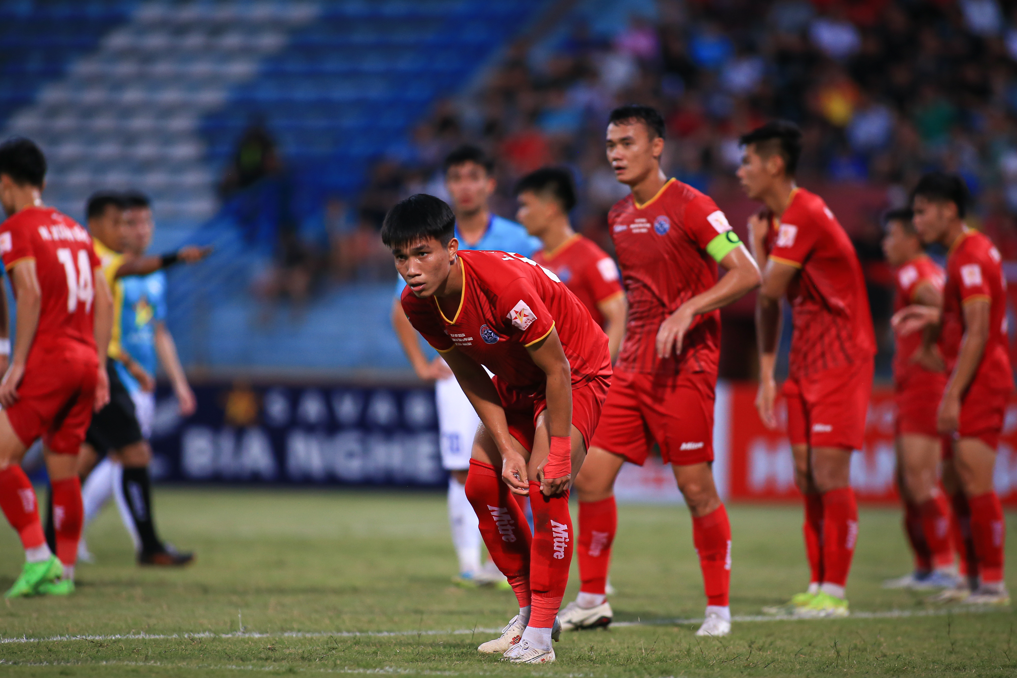 Trọng Hoàng chơi xuất thần, tạo ra bước ngoặt giúp Hà Tĩnh trụ lại VLeague 1 Trọng Hoàng chơi xuất thần, tạo ra bước ngoặt giúp Hà Tĩnh trụ lại VLeague 1