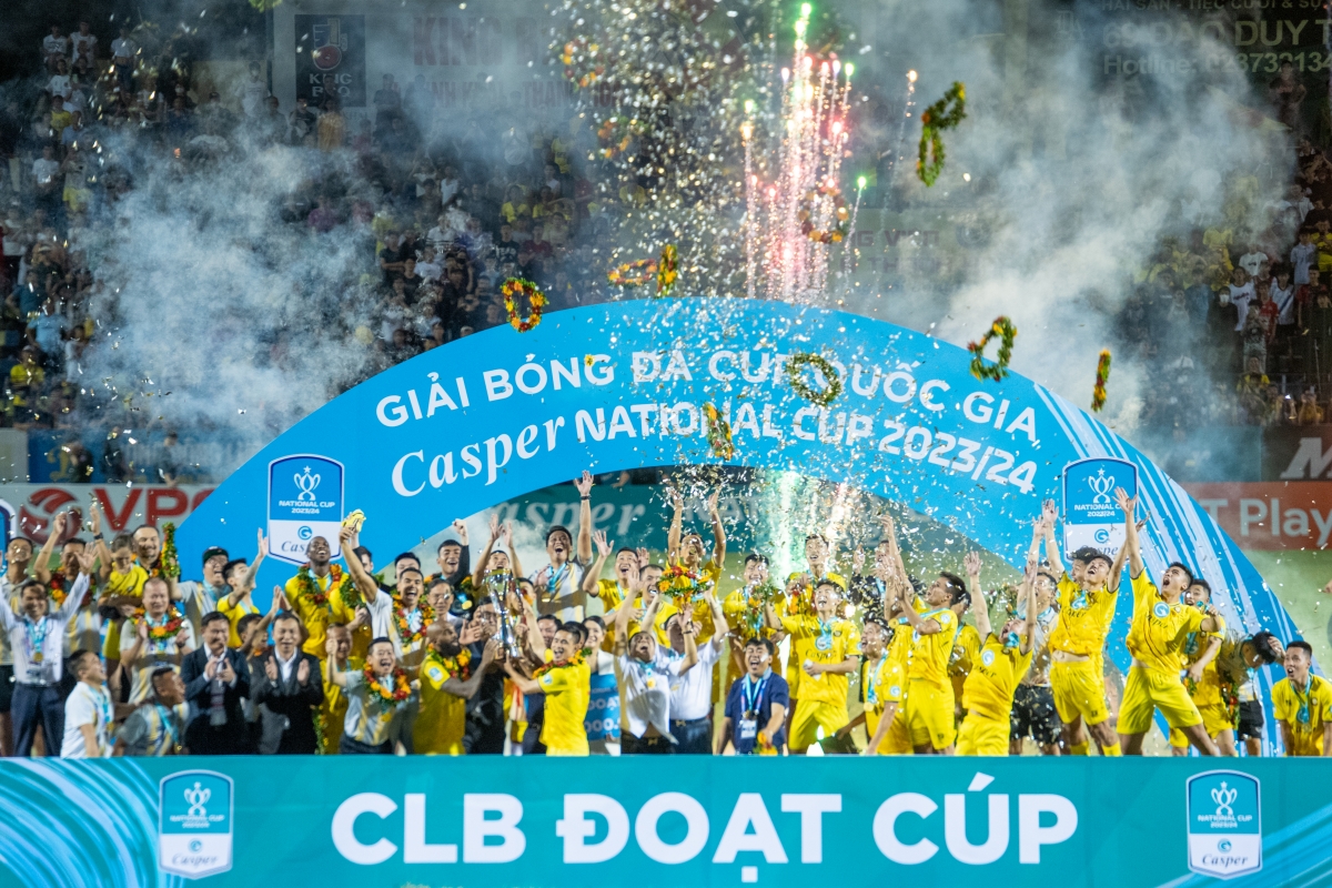 Điểm tin tối 58 Hakimi lái xe buýt chở cả đội sau trận thắng Argentina 2