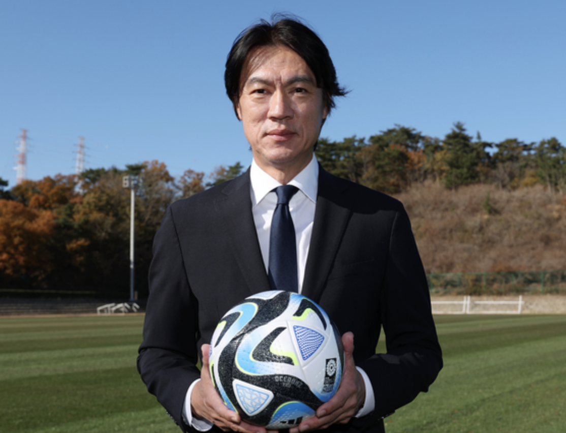 Hong Myung-bo dẫn dắt đội tuyển Hàn Quốc Sự trở lại của “libero bất tử” 2