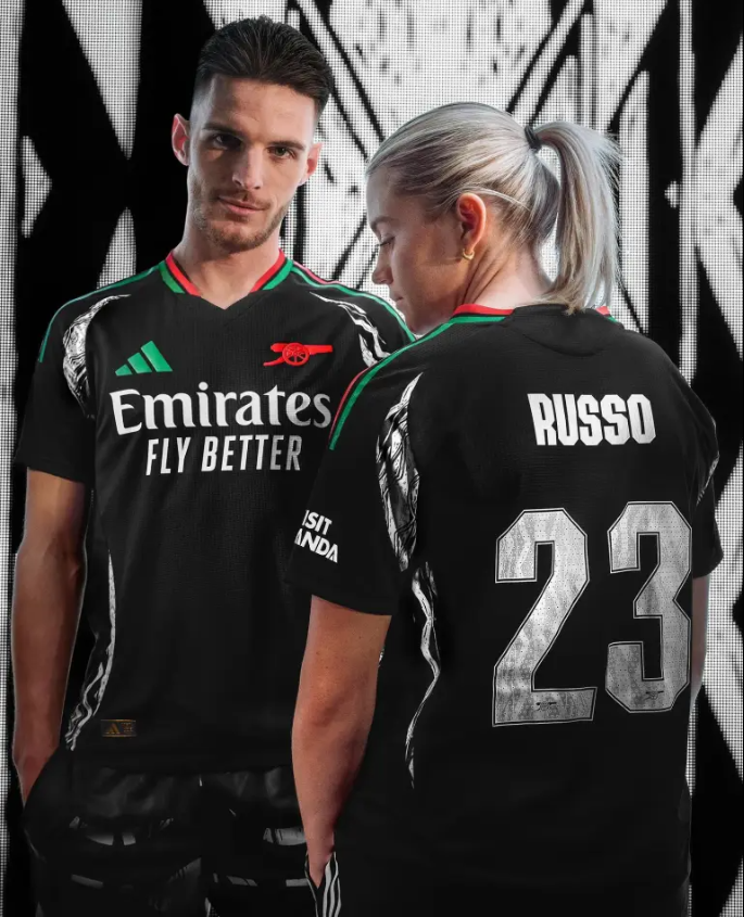 Arsenal ra mắt áo đấu sân khách, NHM chỉ trích dữ dội 1