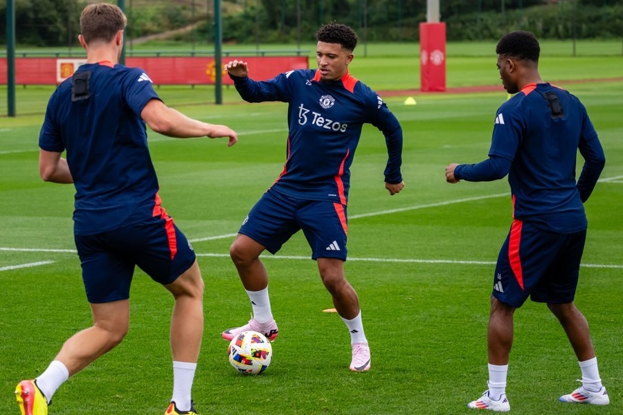 Sancho bật đèn xanh cho Juventus 1