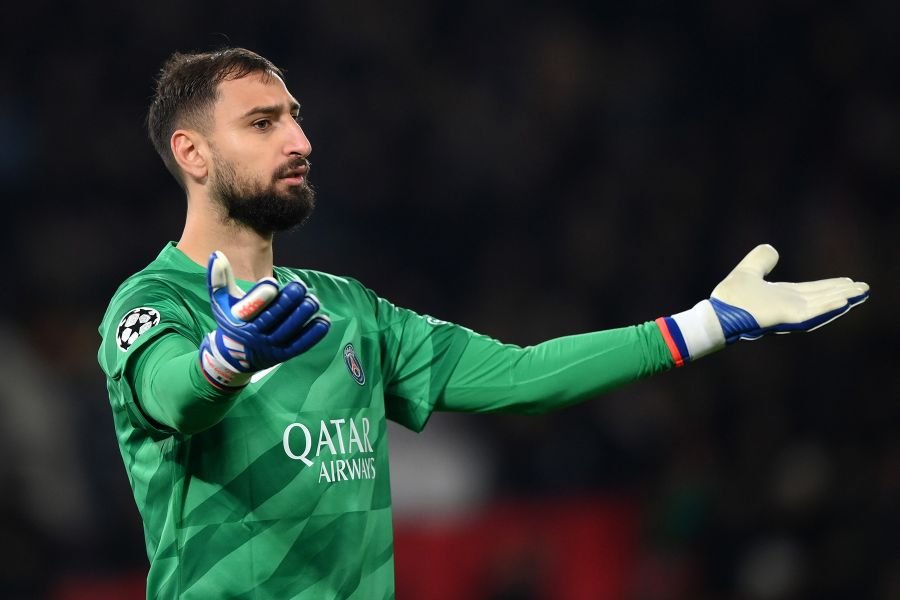 Man City nhắm thủ môn Donnarumma thay Ederson