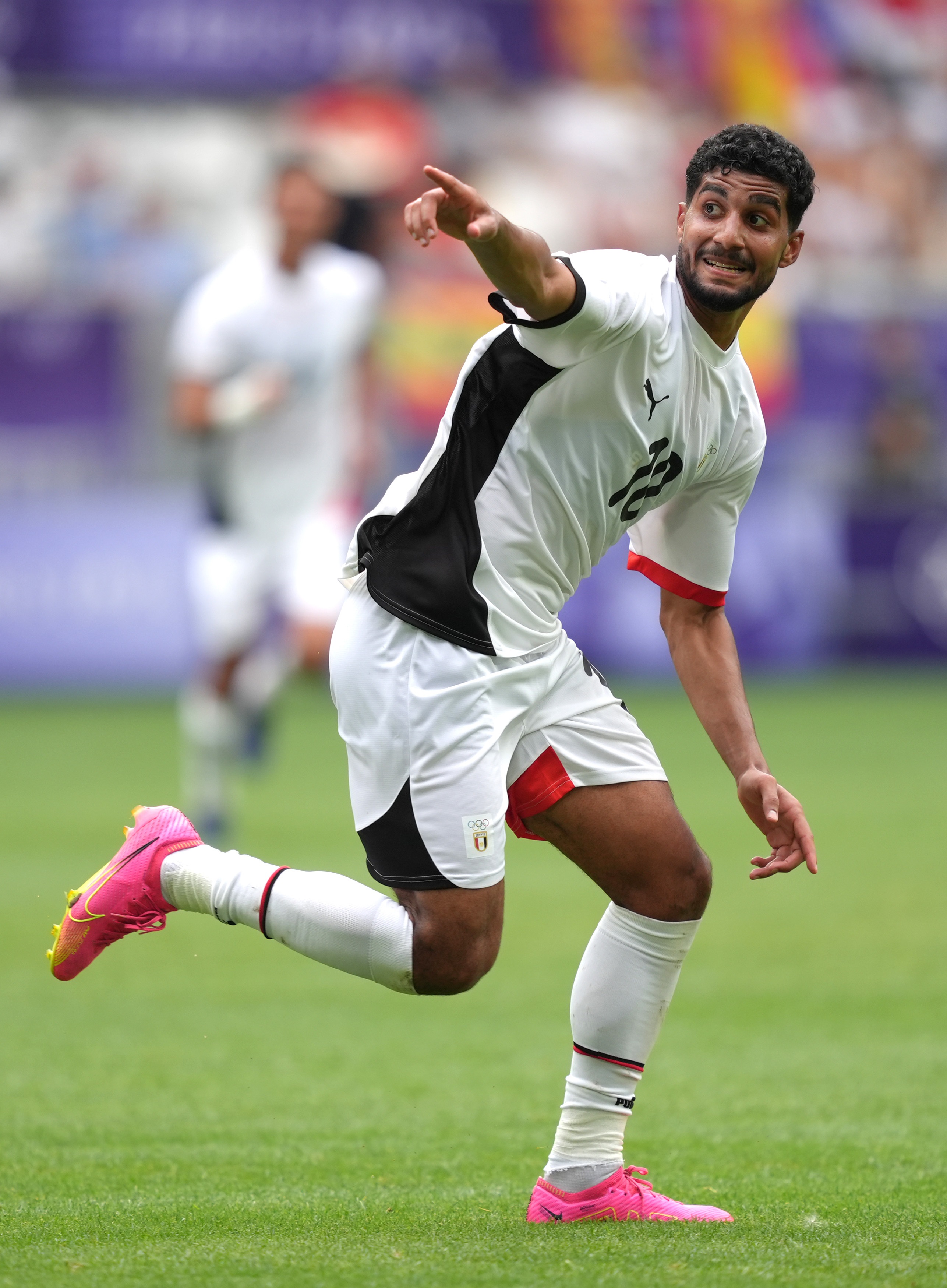 Ibrahim Adel Xứng danh “Salah đệ nhị” 1