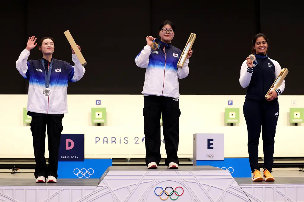 Xạ thủ Hàn được ví như nữ chính, thần thái xé truyện bước ra 2