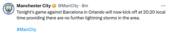 Trận đấu giữa Man City vs Barcelona bị hoãn hơn 1 tiếng v bão 1