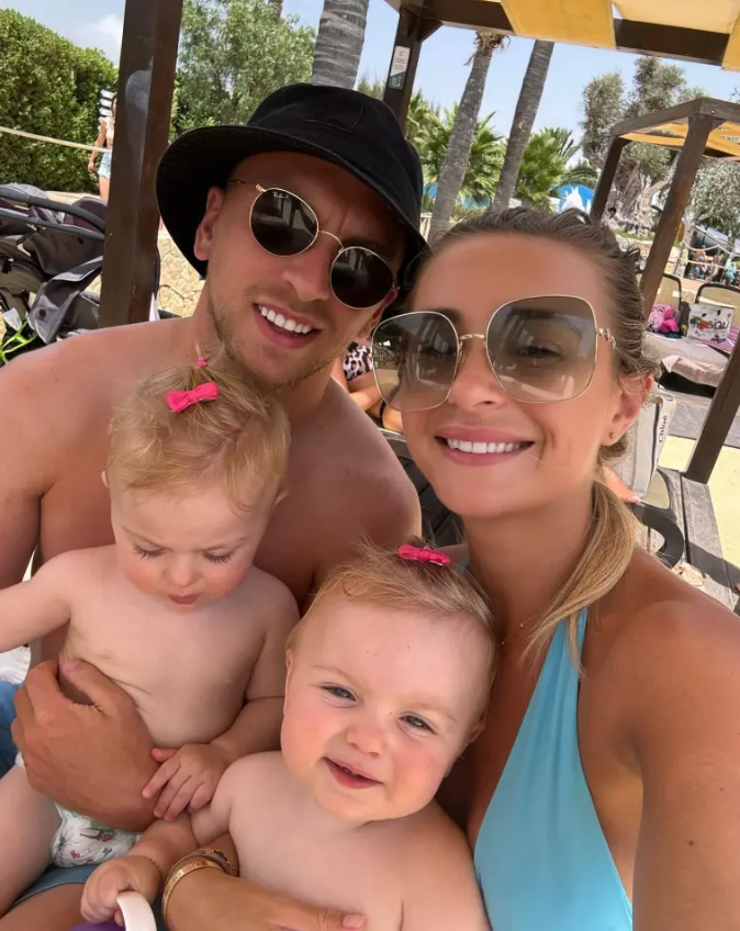 Jarrod Bowen hạnh phúc bên bạn gái xinh đẹp 3 Jarrod Bowen hạnh phúc bên bạn gái xinh đẹp 3