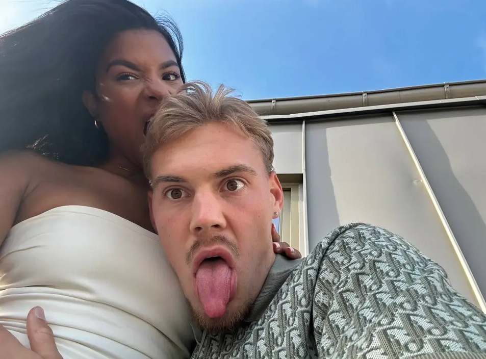 Nhan sắc nàng Wags mới nhất của Chelsea 6