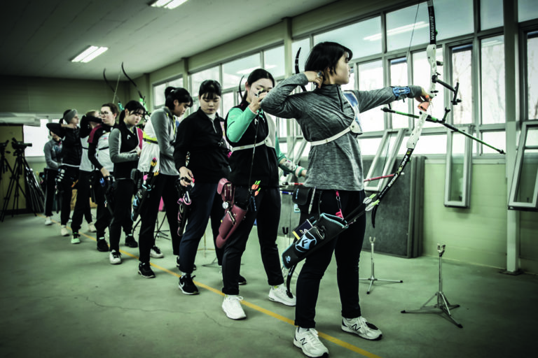 Tại sao các cung thủ ở quê hương thầy Park lại vô đối tại Olympic 4