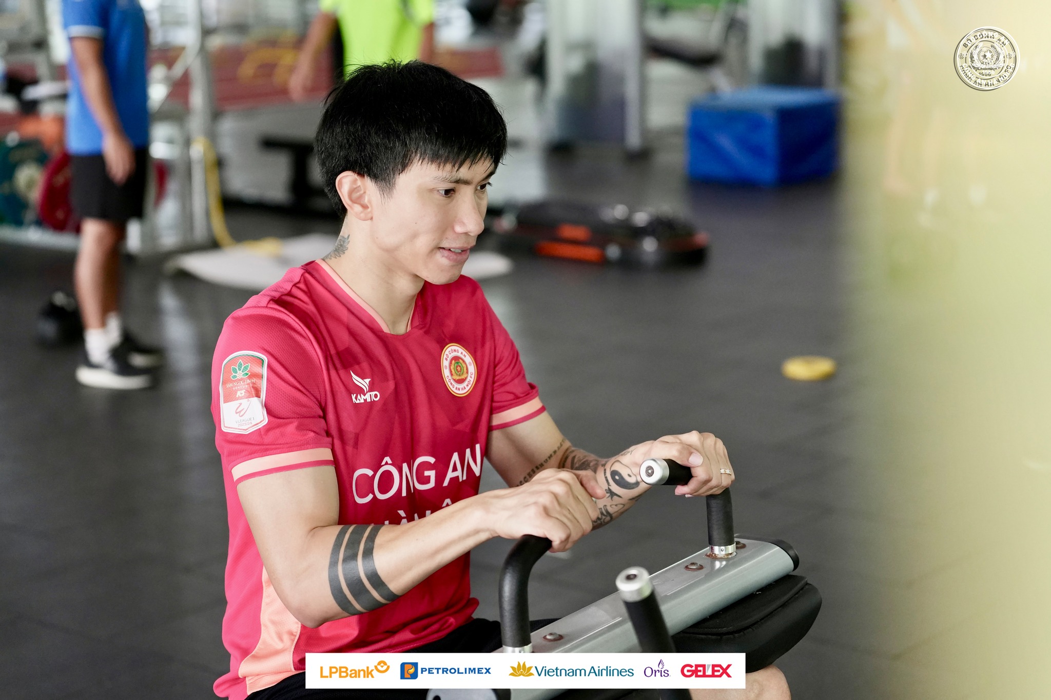 Đoàn Văn Hậu chạy đua với thời gian chờ ngày tái xuất 1