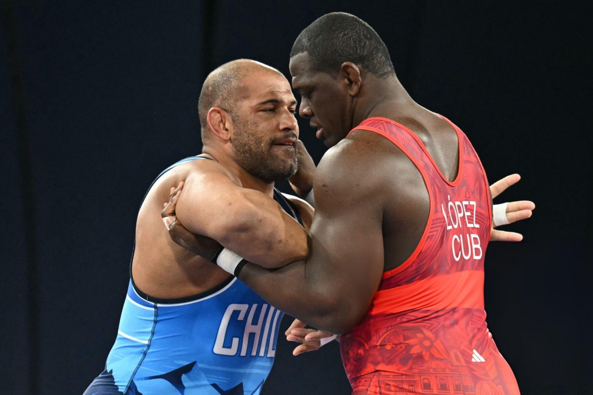 Phá kỷ lục vĩ đại của Michael Phelps, đô vật Cuba tuyên bố giải nghệ 1 Phá kỷ lục vĩ đại của Michael Phelps, đô vật Cuba tuyên bố giải nghệ 1