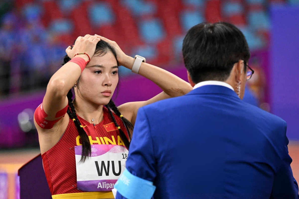 Thất bại ở kỳ Olympic đầu tiên, hotgirl điền kinh Trung Quốc tự chấm mình 0 điểm 7 Thất bại ở kỳ Olympic đầu tiên, hotgirl điền kinh Trung Quốc tự chấm mình 0 điểm 7