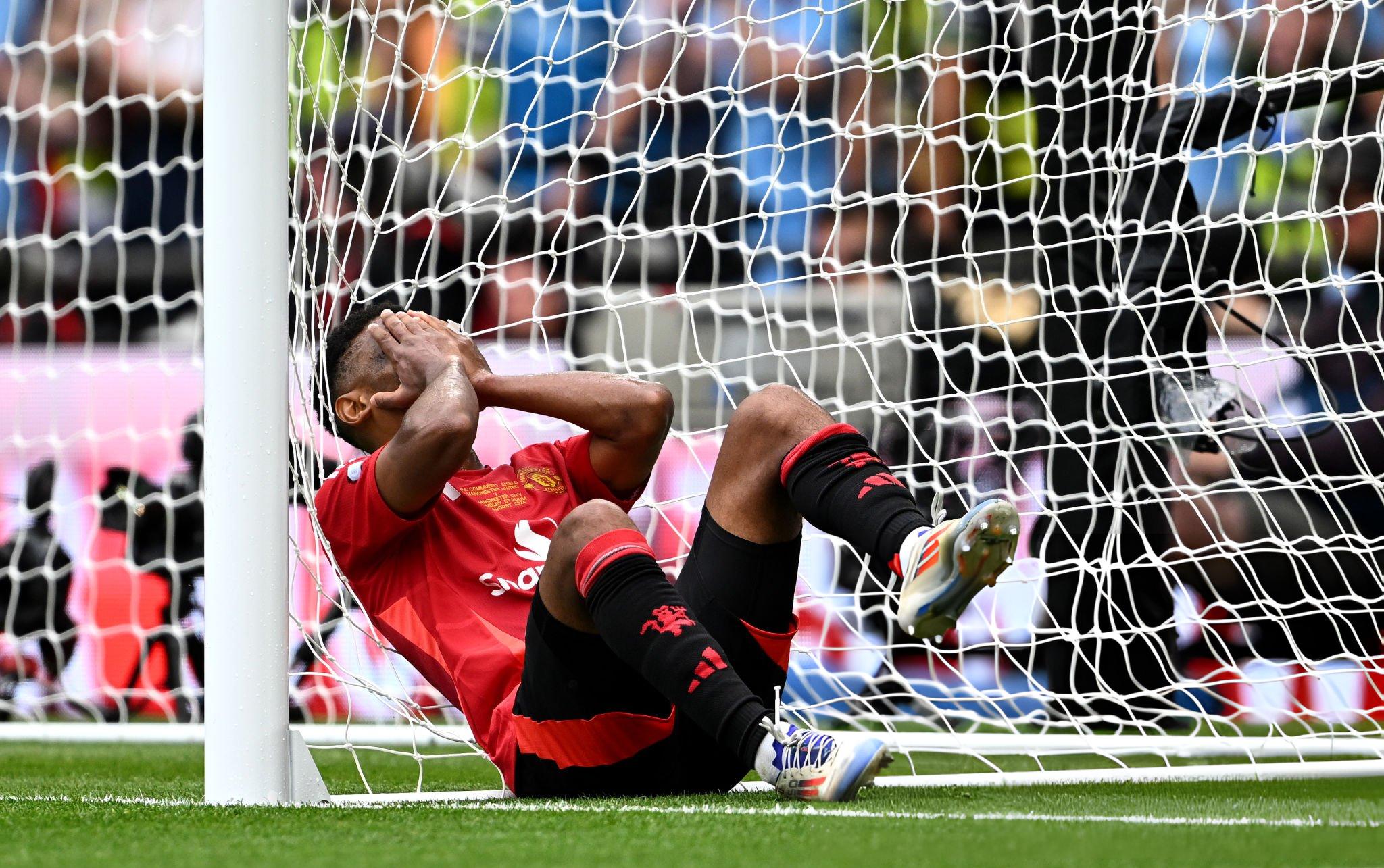 Trực tiếp Man City 1-1 MU (H2) Luân lưu 11m phân thắng - bại 6