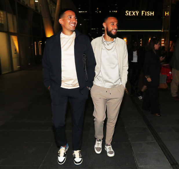 Hình ảnh mới nhất của De Ligt và Mazraoui tại Manchester 5 Hình ảnh mới nhất của De Ligt và Mazraoui tại Manchester 5