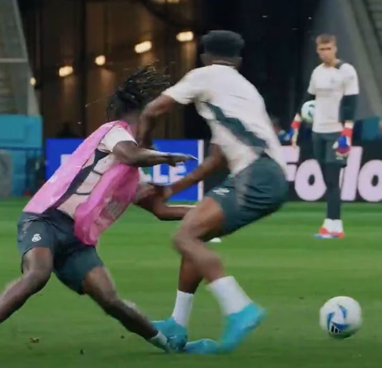 Camavinga bỏ lỡ trận Siêu cúp châu Âu 1 Camavinga bỏ lỡ trận Siêu cúp châu Âu 1